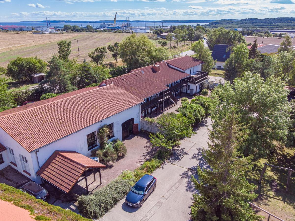 Landpension Dubnitz - Ferienwohnung 1 Sassnitz Esterno foto